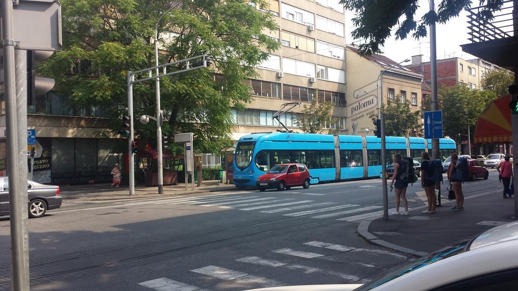 Apartments Sulekova Zagreb Oda fotoğraf
